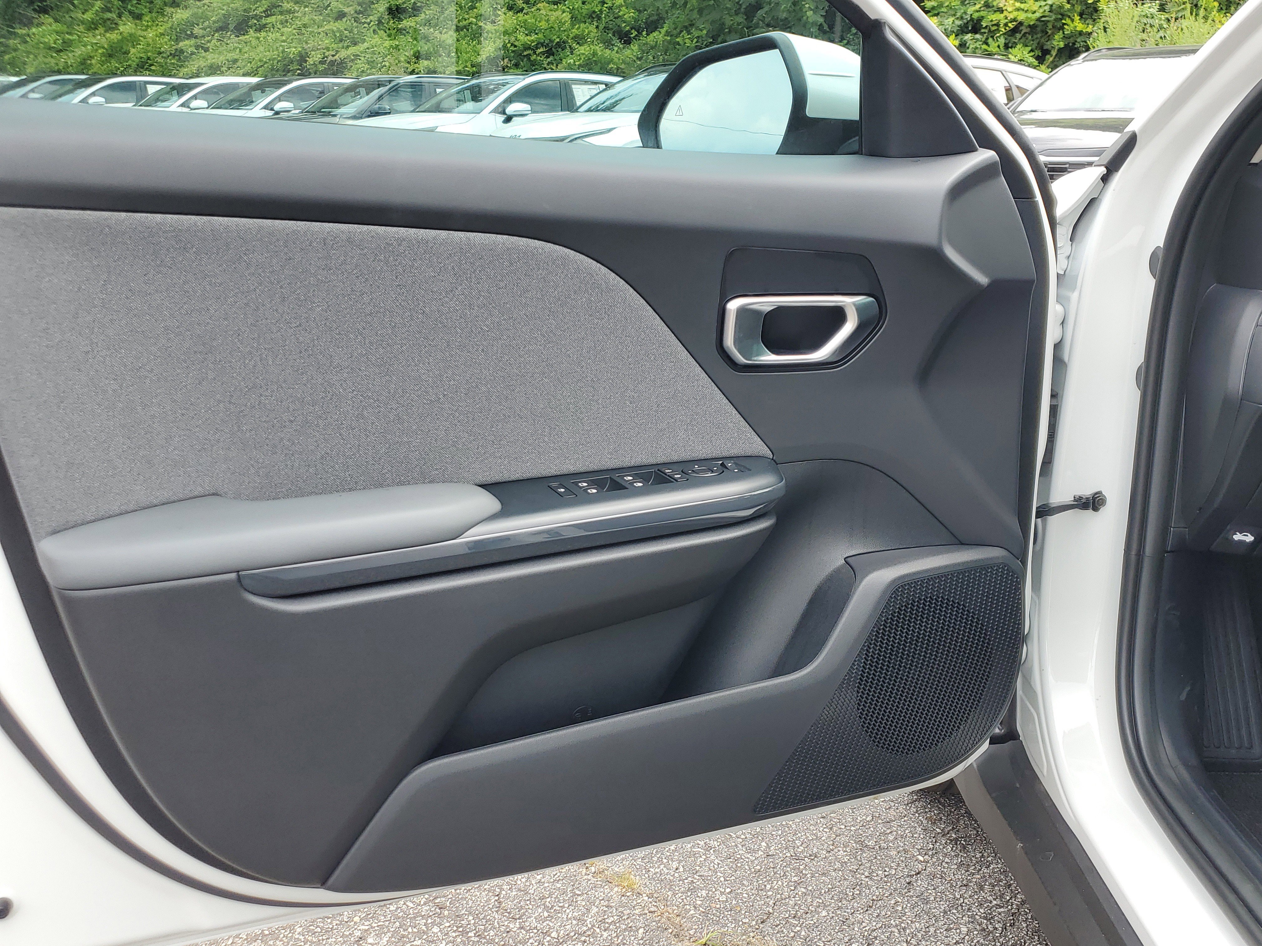 New 2025 Kia K4 EX image 29