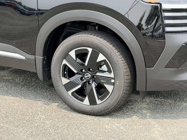 New 2026 Nissan Kicks SV w/ SV Premium Package AWD/4WD image 7