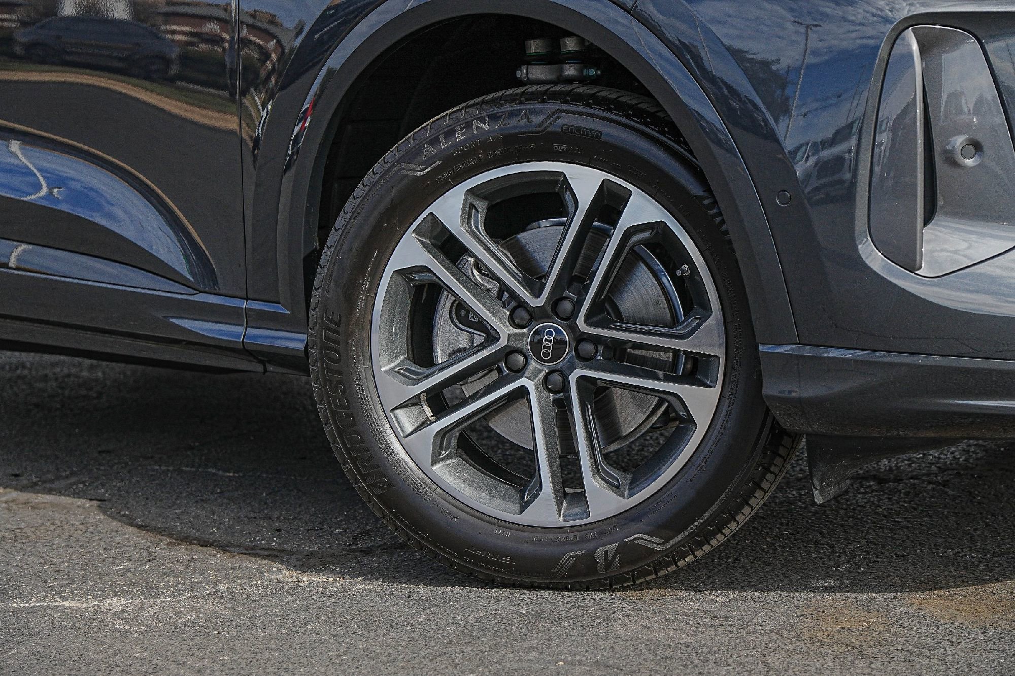 Certified 2025 Audi Q5 Premium w/ Convenience Package image 2