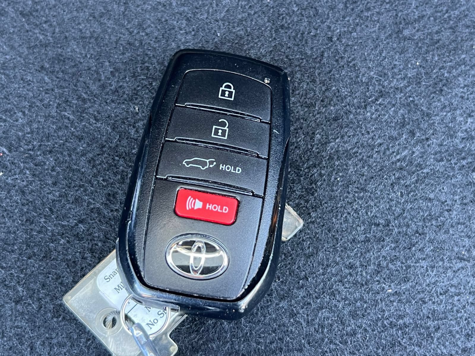 Used 2025 Toyota Highlander XSE AWD/4WD image 28