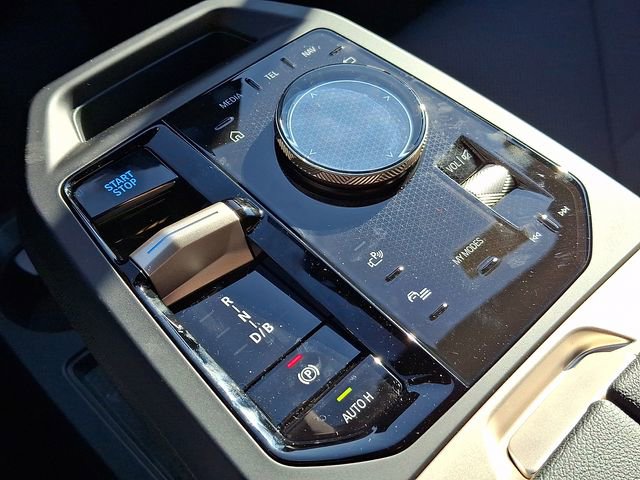 New 2026 BMW iX xDrive45 w/ Premium Package image 14