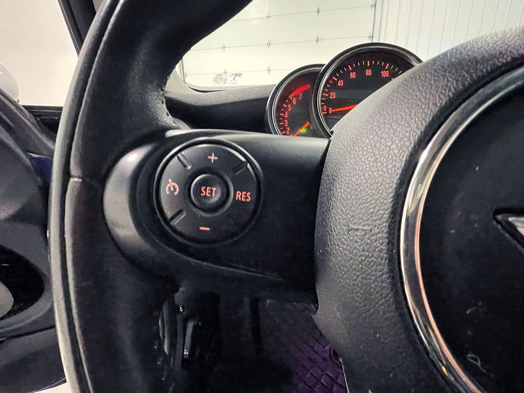 Used 2015 MINI Cooper S FWD image 31