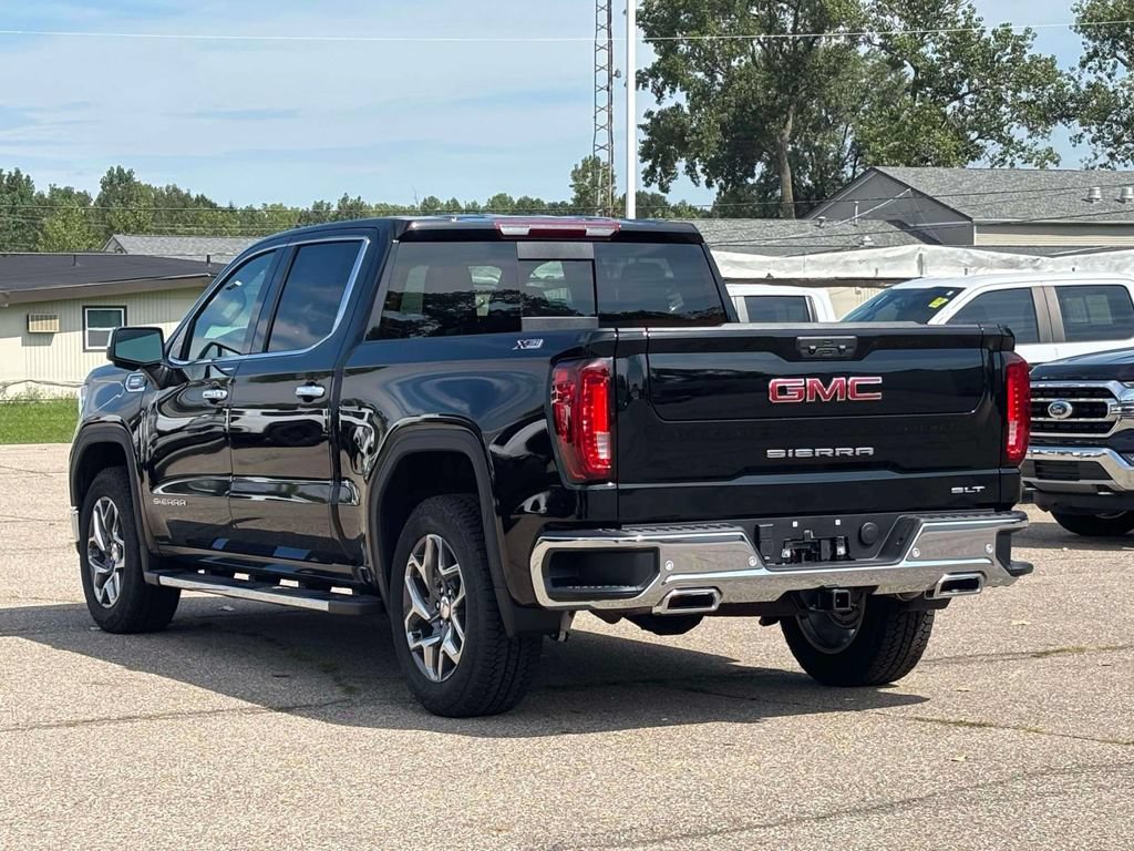 New 2026 GMC Sierra 1500 SLT w/ SLT Premium Plus Package AWD/4WD image 2