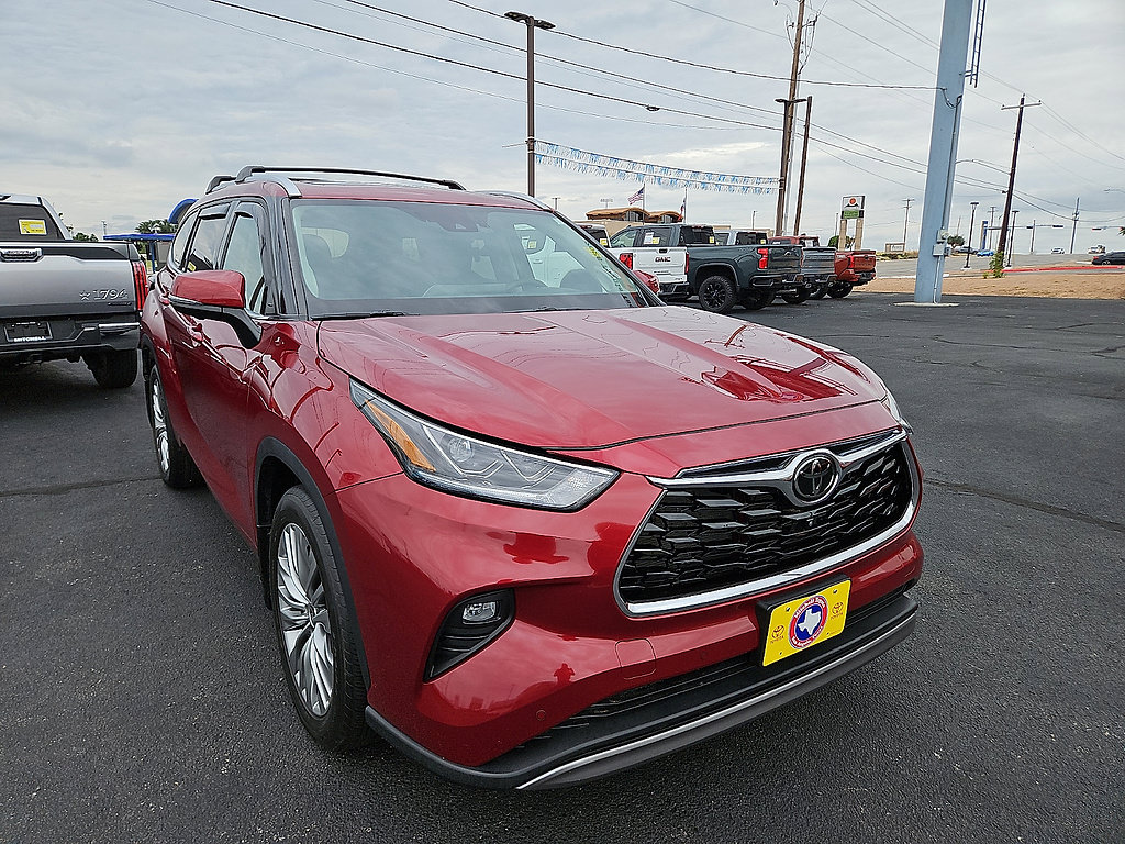 Used 2024 Toyota Highlander Platinum AWD/4WD image 7