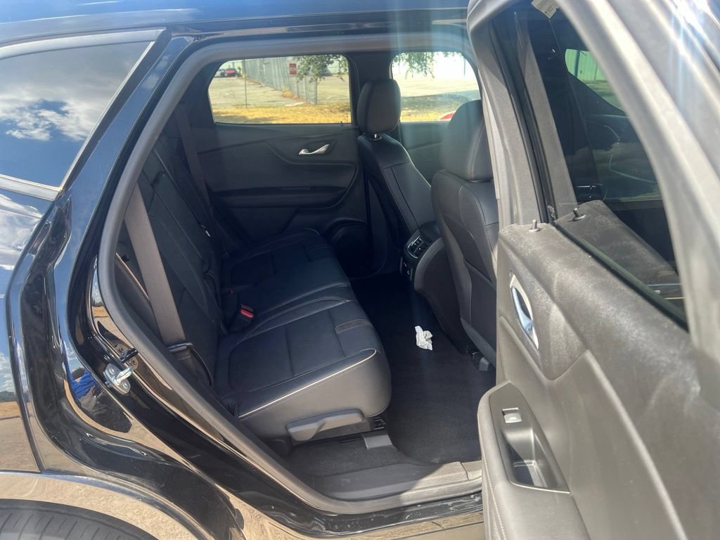 Used 2023 Chevrolet Blazer Premier AWD/4WD image 19