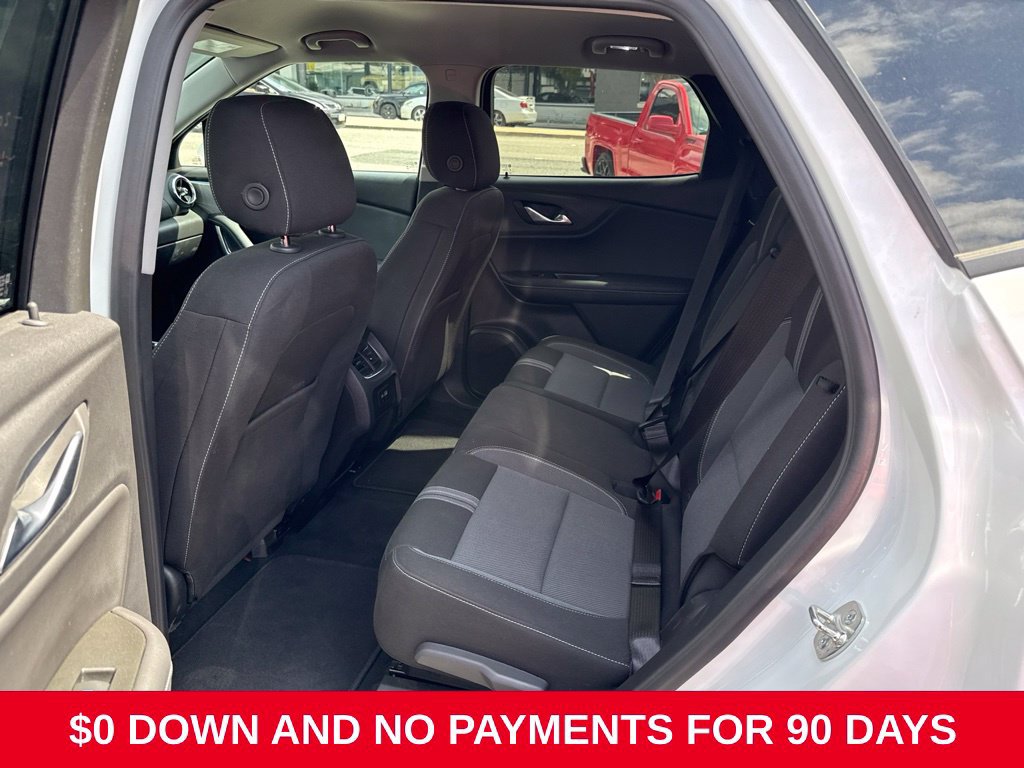 Used 2025 Chevrolet Blazer LT AWD/4WD image 4
