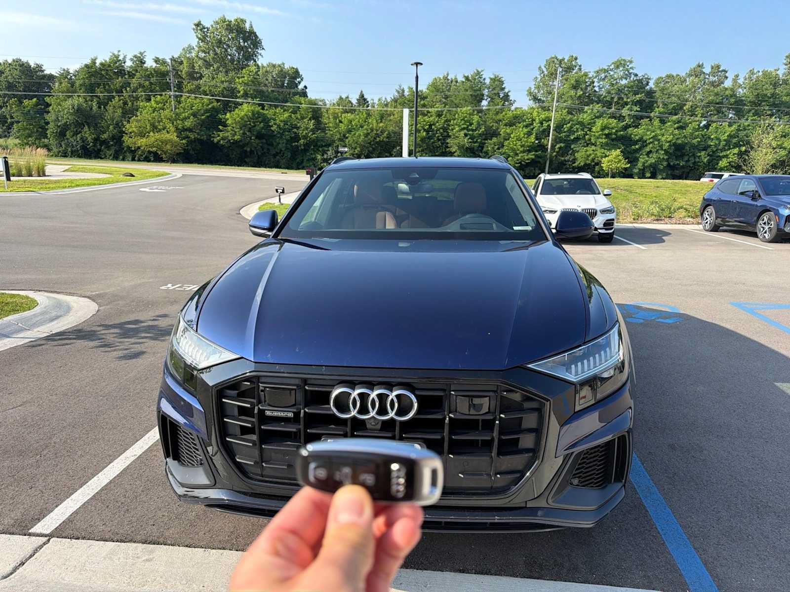 Used 2019 Audi Q8 Prestige w/ Year 1 Package AWD/4WD image 3