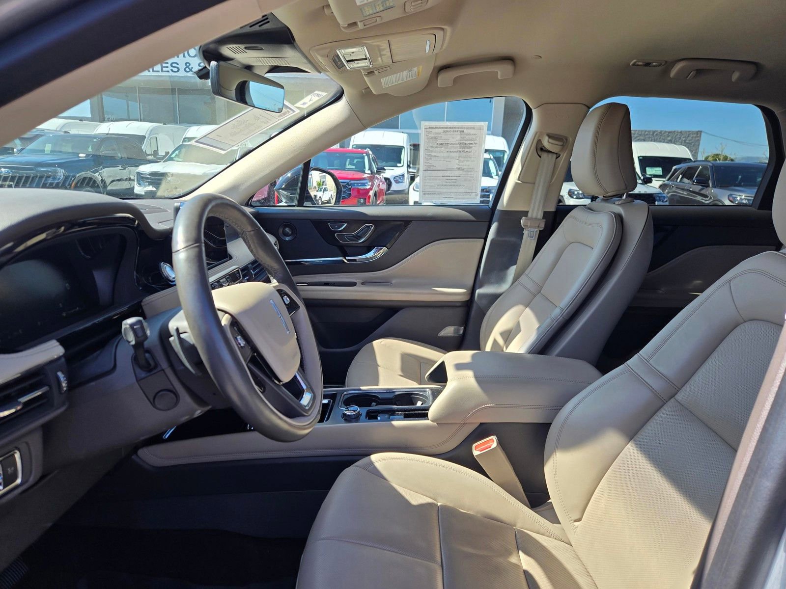 Certified 2022 Lincoln Corsair Reserve w/ Luxury Package AWD/4WD image 29