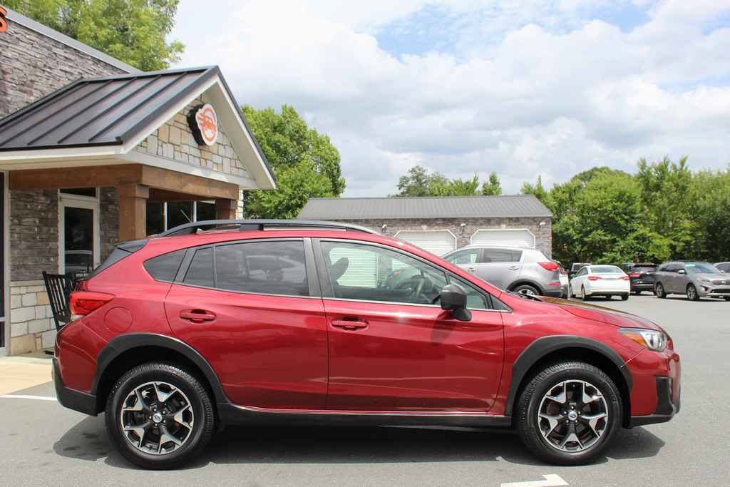Used 2018 Subaru Crosstrek 2.0i AWD/4WD image 4