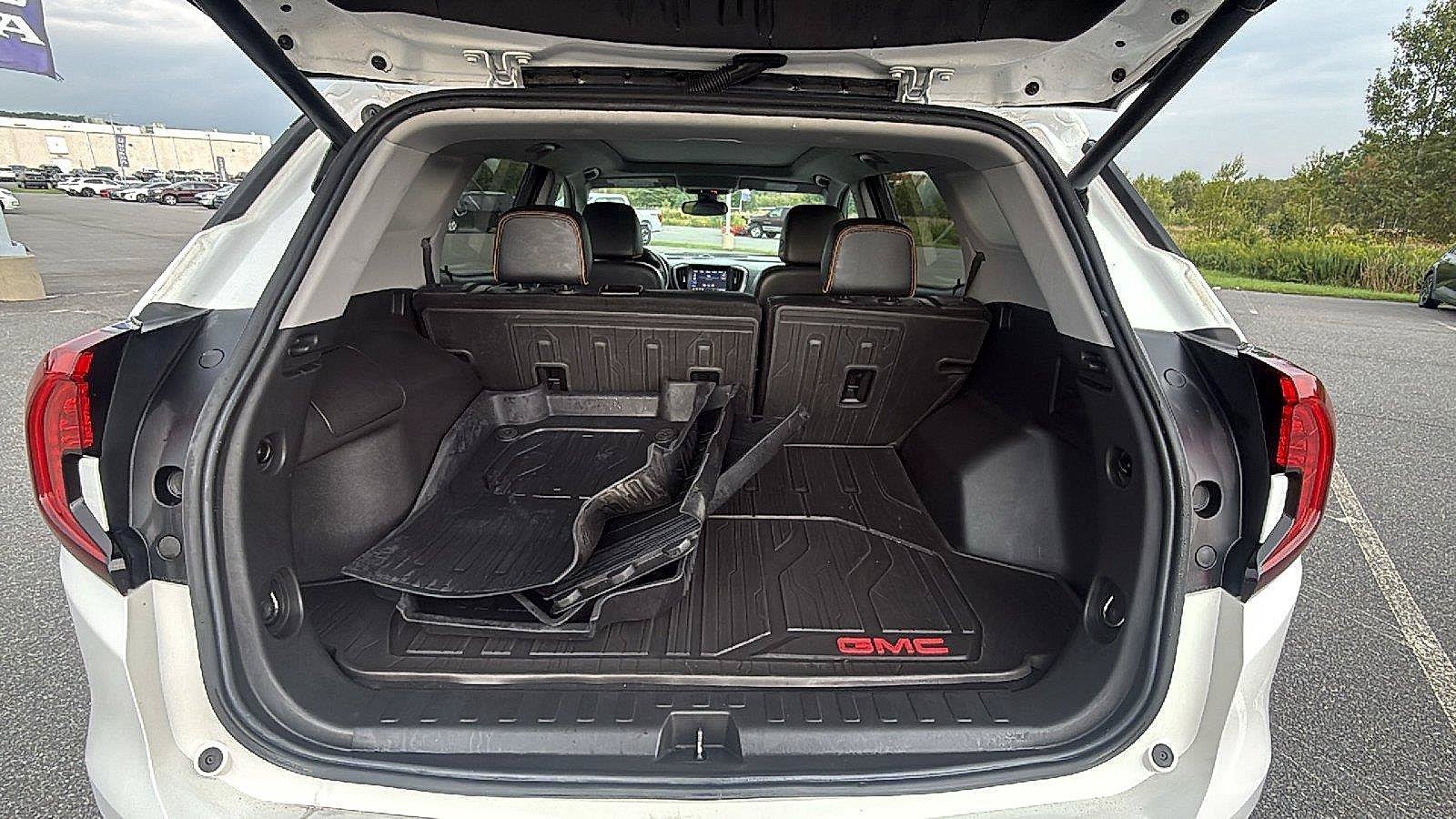 Used 2022 GMC Terrain AT4 AWD/4WD image 20