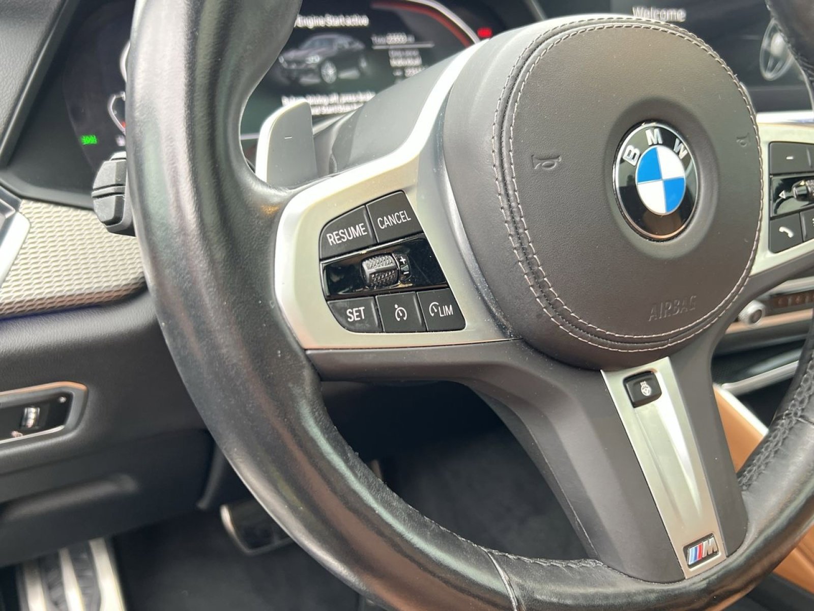 Used 2023 BMW X6 xDrive40i w/ M Sport Package image 35