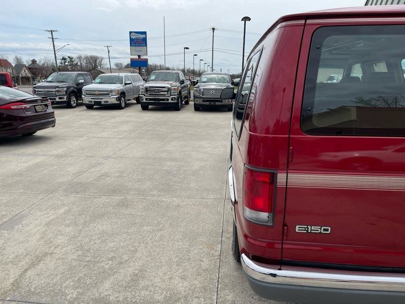 Used 1999 Ford E-150 and Econoline 150 RWD image 13