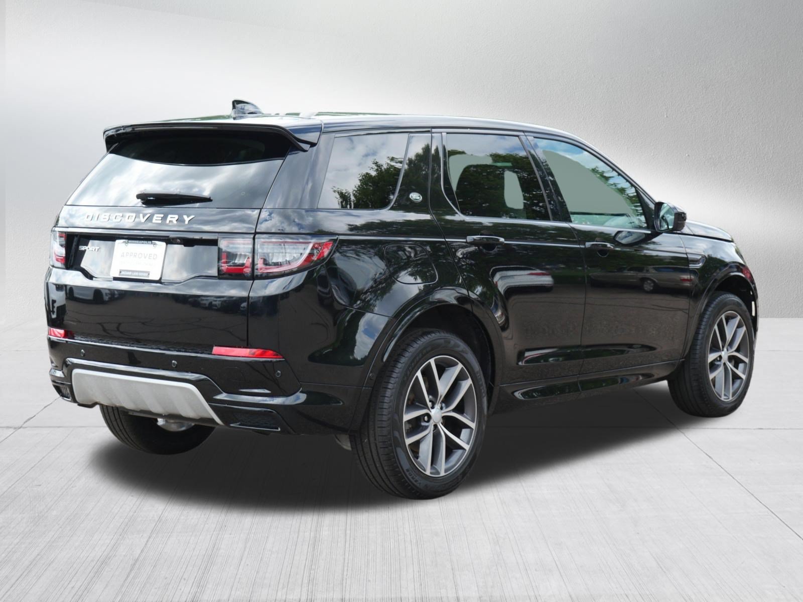 Certified 2025 Land Rover Discovery Sport S AWD/4WD image 5