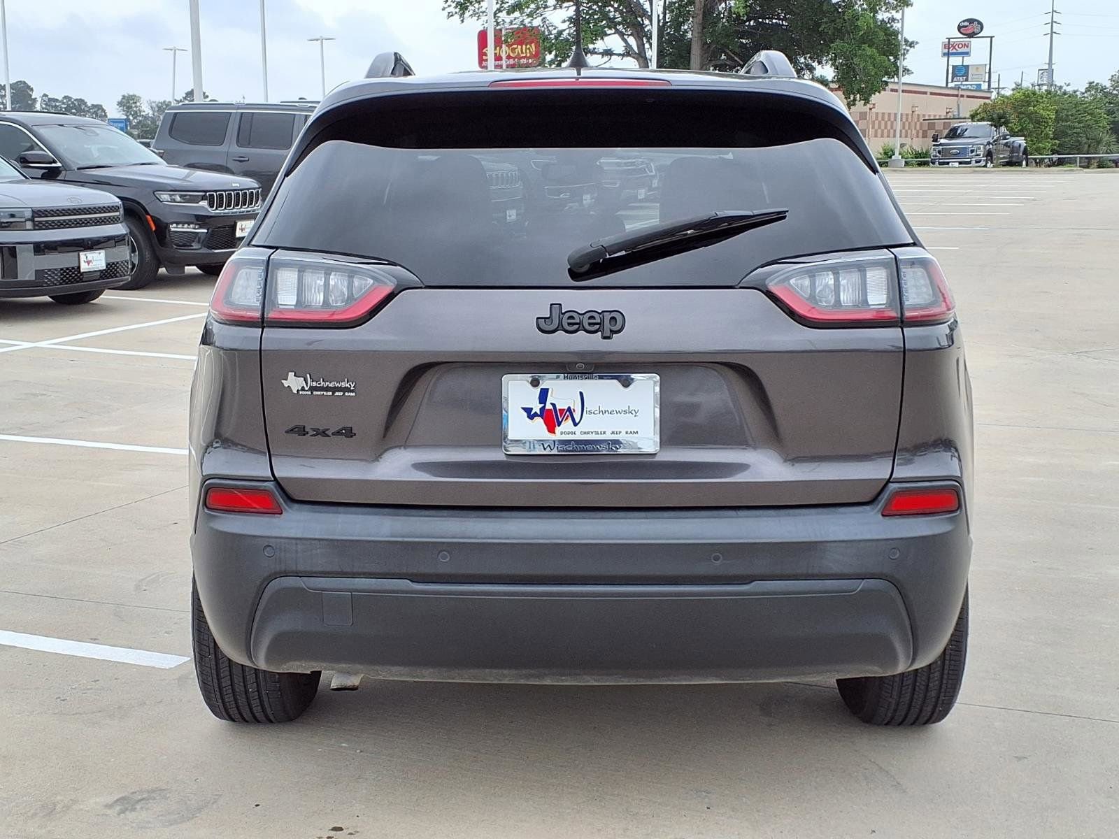 Used 2023 Jeep Cherokee Altitude Lux AWD/4WD image 7