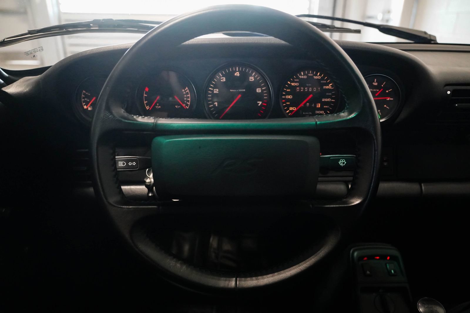 Used 1992 Porsche 911 image 16