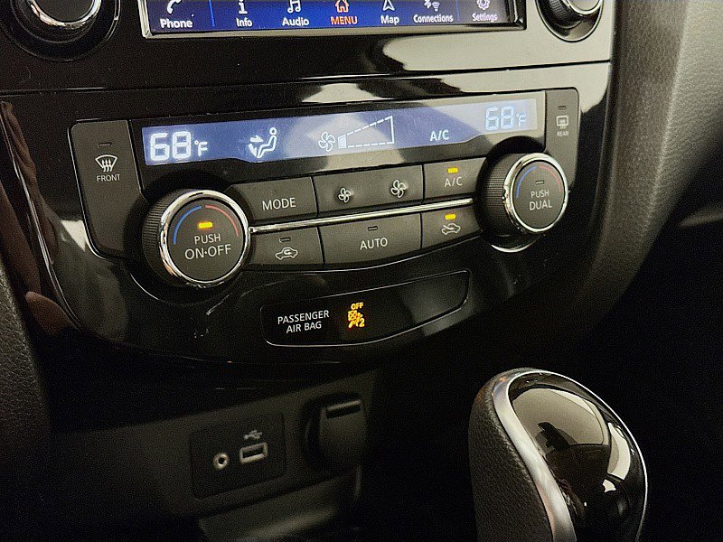 Certified 2022 Nissan Rogue Sport SL AWD/4WD image 17