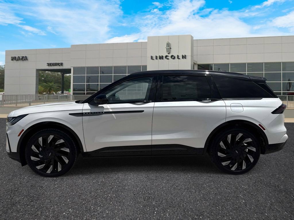 New 2026 Lincoln Nautilus Reserve w/ Jet Appearance Package AWD/4WD image 6