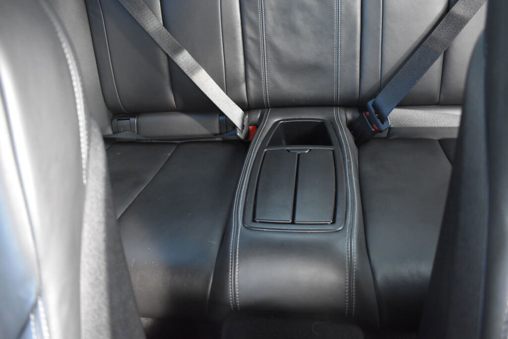 Used 2015 BMW M4 Convertible image 29