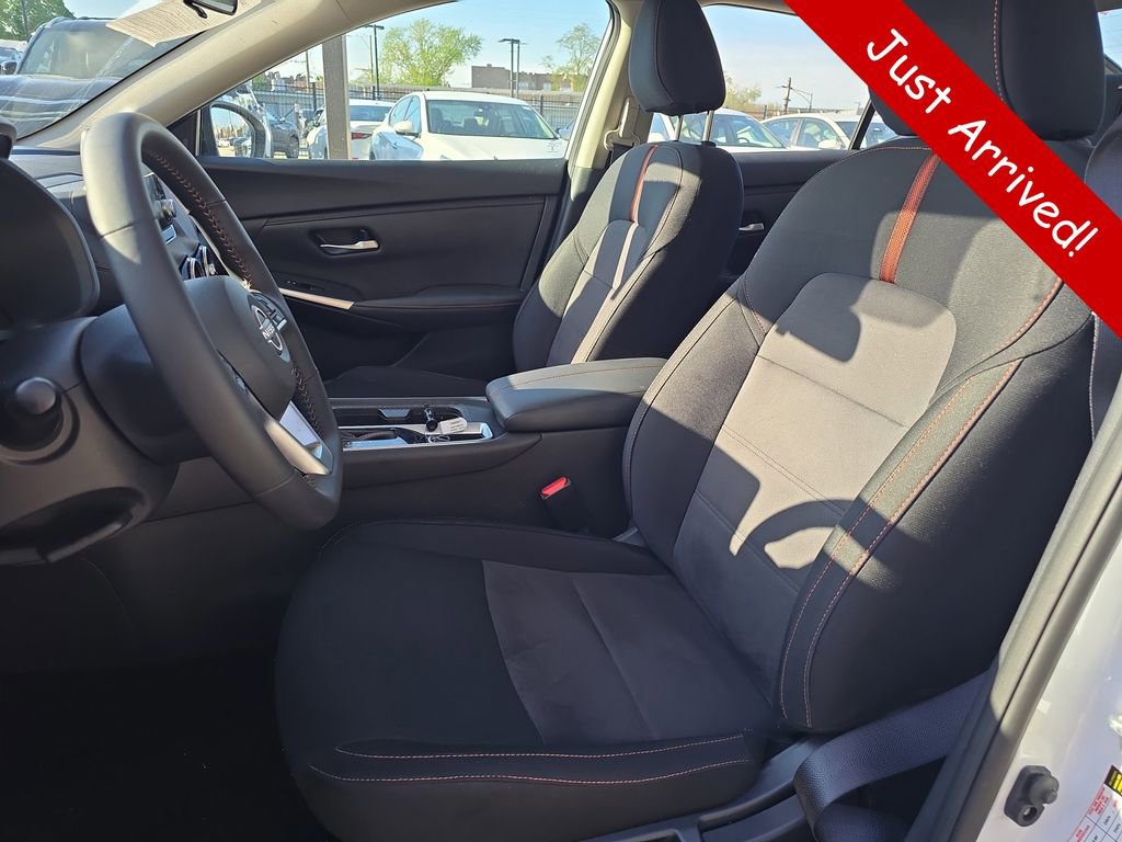 Used 2025 Nissan Sentra SR w/ Midnight Edition FWD image 18