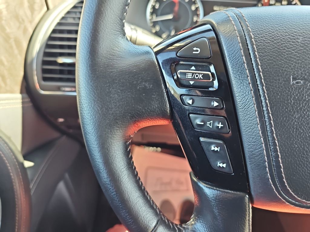 Used 2024 Nissan Armada Platinum image 22