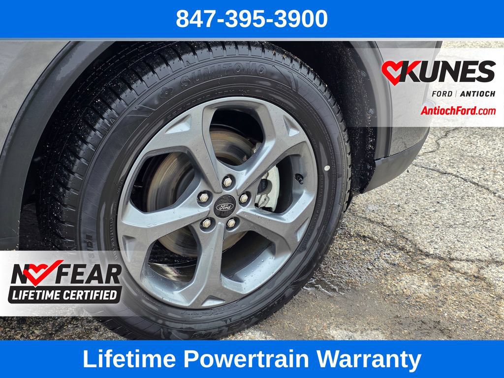 Certified 2025 Ford Escape ST-Line AWD/4WD image 9