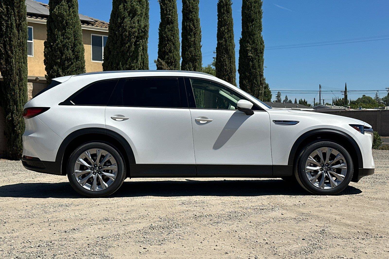 New 2026 MAZDA CX-90 3.3 Turbo w/ Preferred Package AWD/4WD image 3