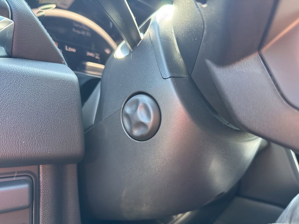 New 2025 GMC Yukon XL Denali w/ Denali Reserve Package image 37