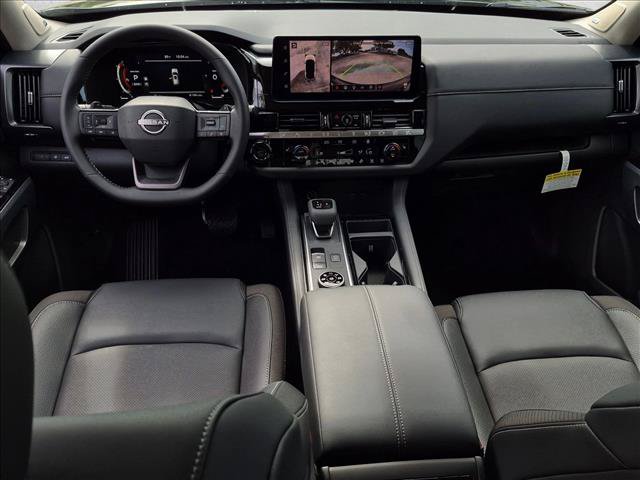 New 2026 Nissan Pathfinder SL w/ SL Premium Package AWD/4WD image 14