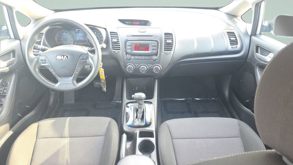 Used 2017 Kia Forte LX FWD image 11