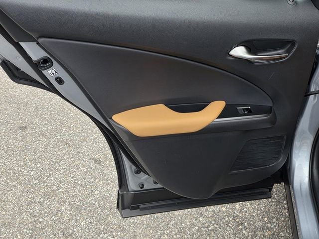 New 2026 Lexus UX 300h FWD image 35