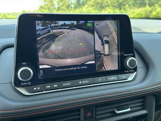 Certified 2025 Nissan Rogue SV image 31