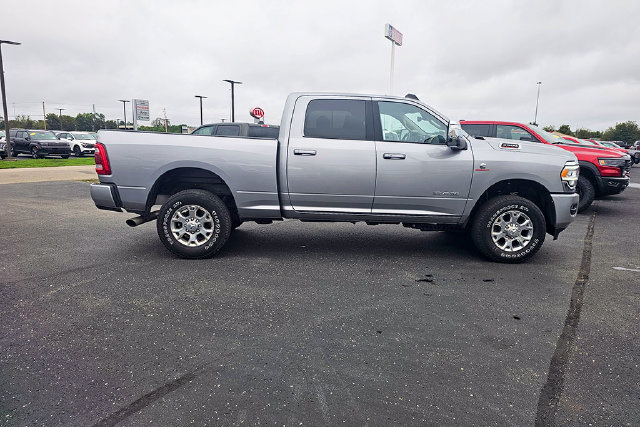 Used 2024 RAM 2500 Laramie w/ Safety Group AWD/4WD image 33