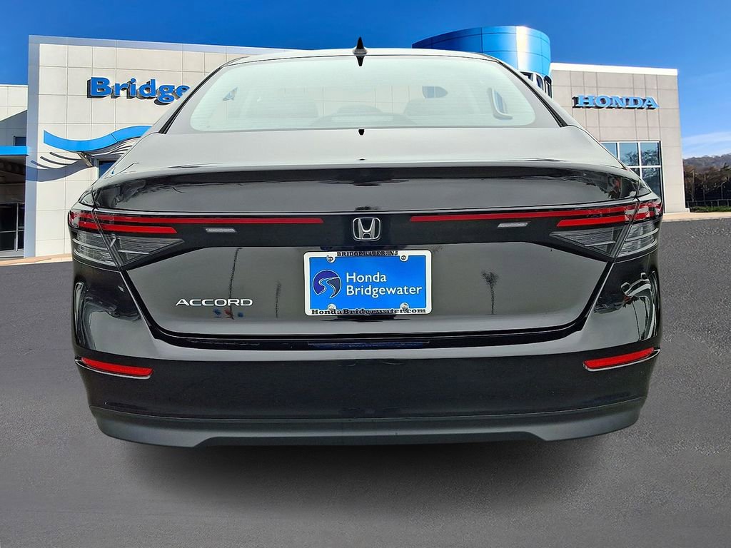 Used 2025 Honda Accord LX image 5
