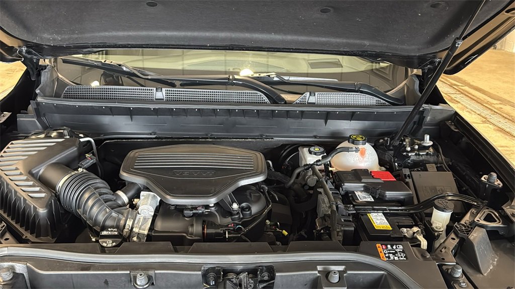 Used 2023 GMC Acadia Denali w/ Black Diamond Edition image 11