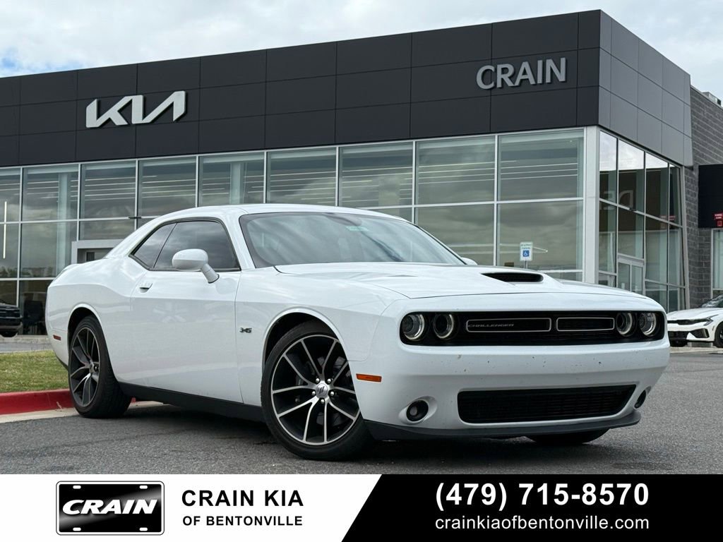 Used 2018 Dodge Challenger R/T w/ Performance Handling Group RWD image 1