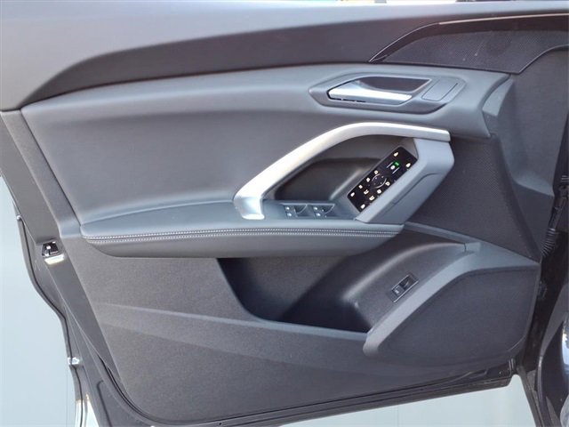 New 2025 Audi Q5 Premium image 8