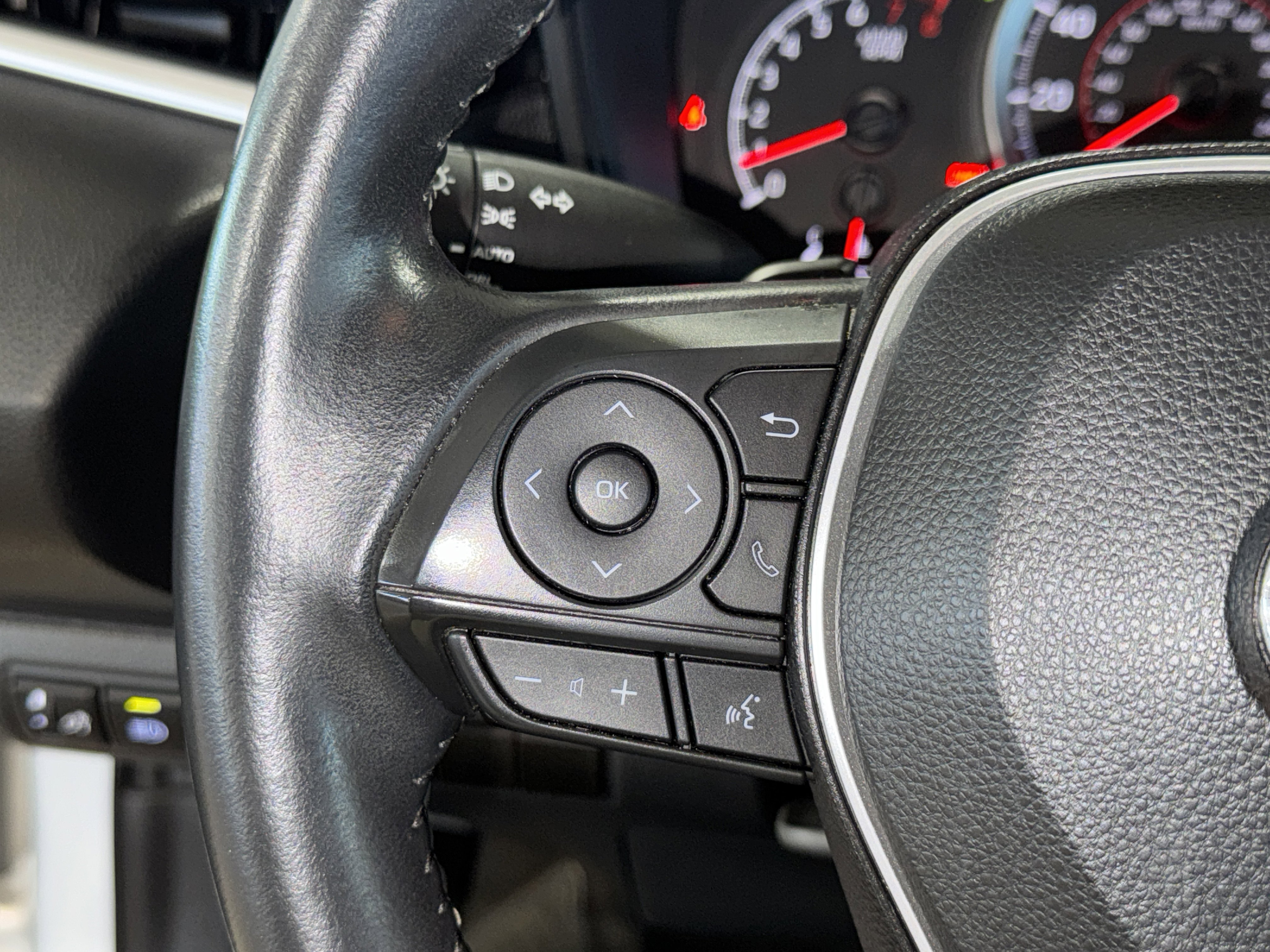 Used 2021 Toyota Corolla SE image 22