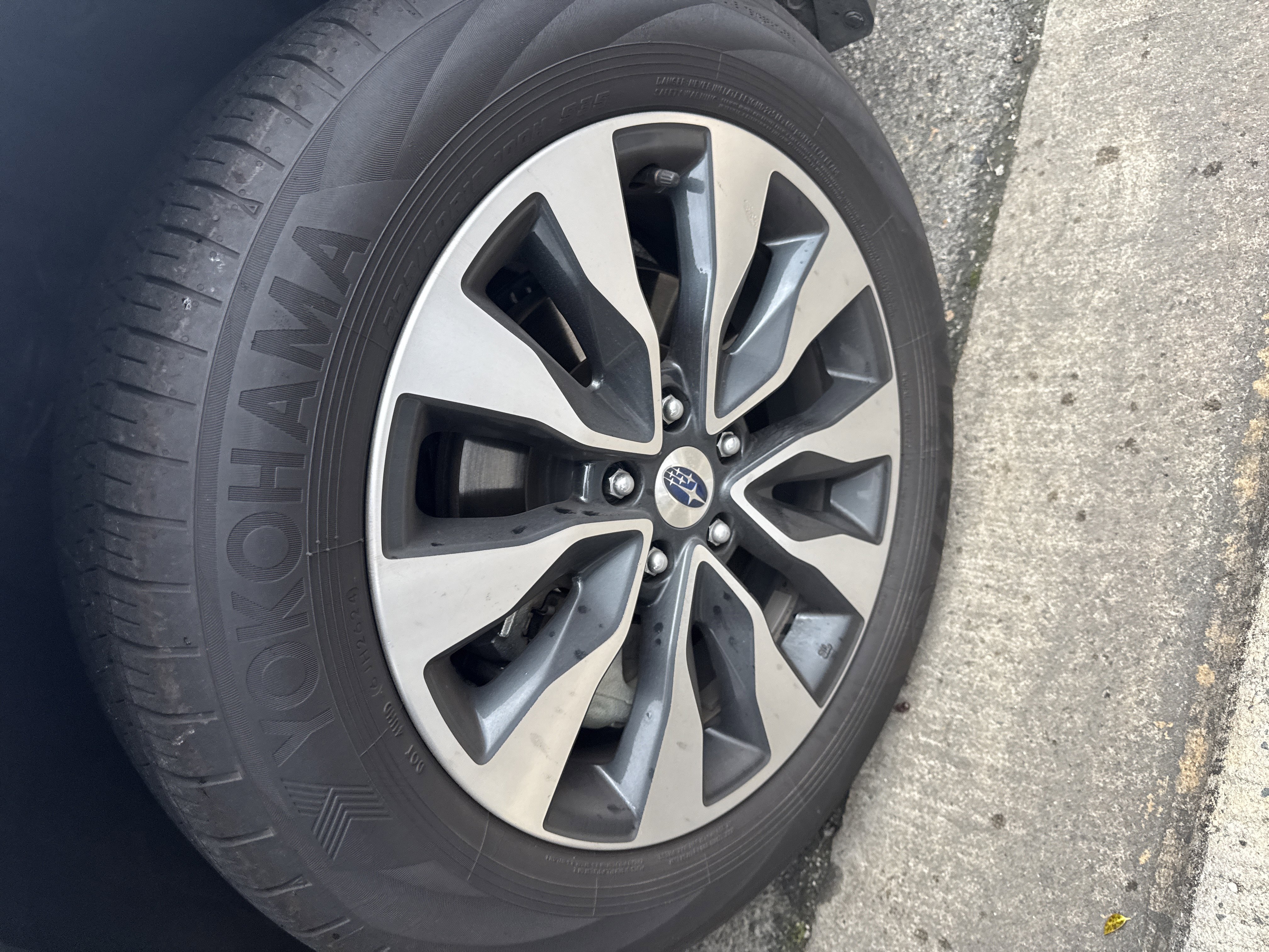 Used 2025 Subaru Outback Limited image 12