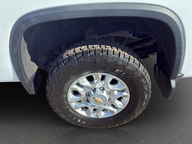 Used 2025 Chevrolet Silverado 3500 LTZ AWD/4WD image 11