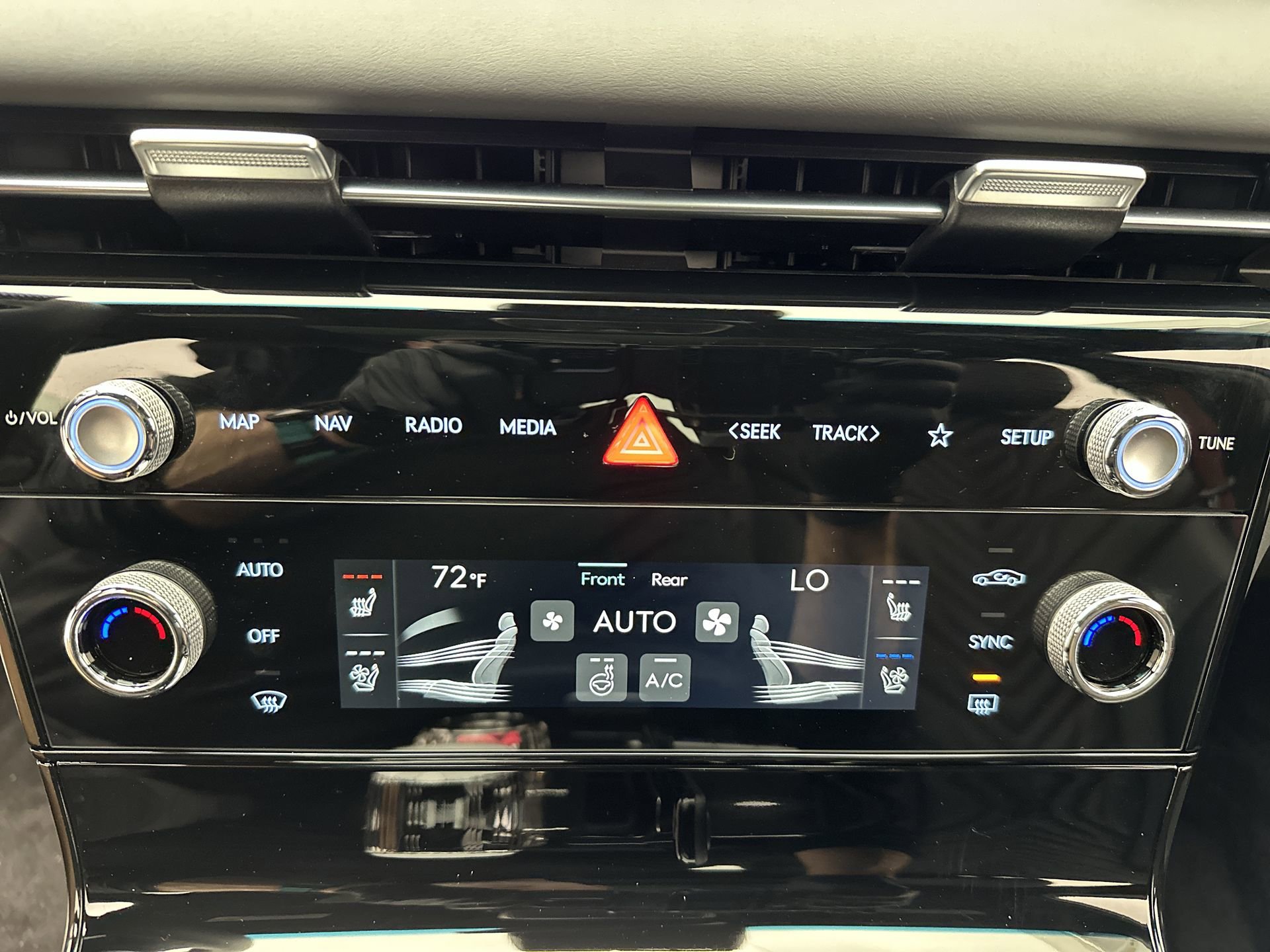Certified 2026 Genesis G80 2.5T Sport Prestige AWD/4WD image 19