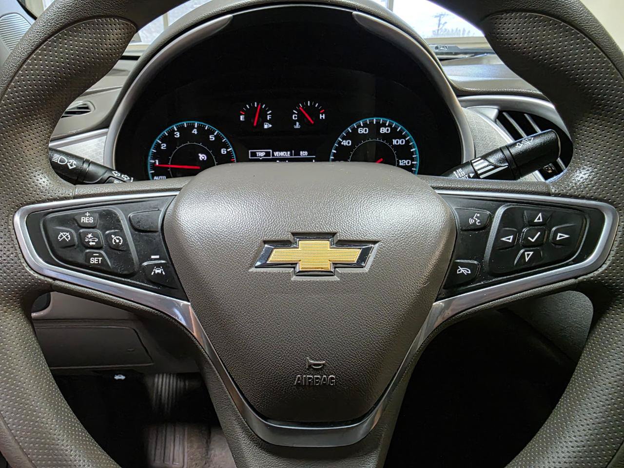 Used 2022 Chevrolet Malibu LT FWD image 27