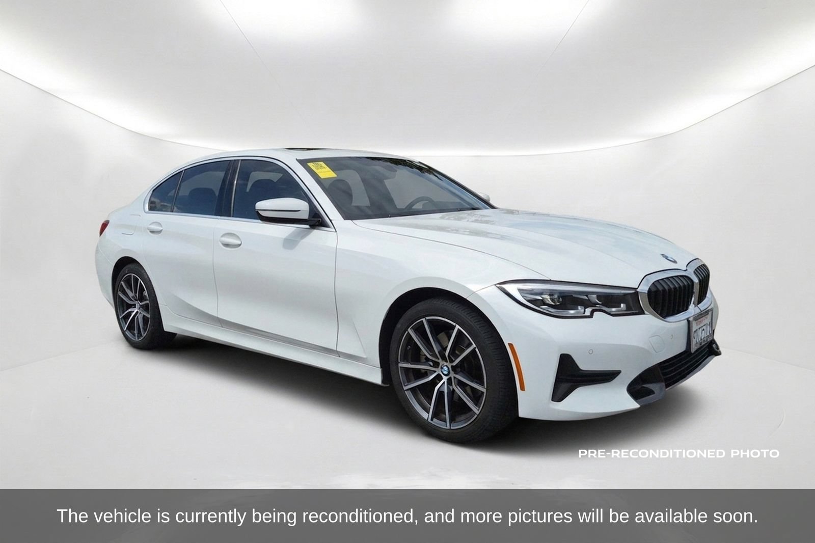 Used 2019 BMW 330i Sedan w/ Convenience Package RWD image 3