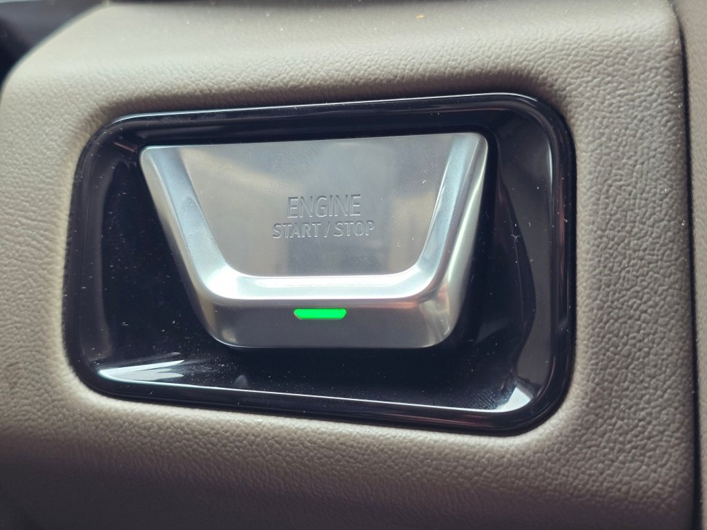 Used 2026 GMC Yukon XL Denali AWD/4WD image 46