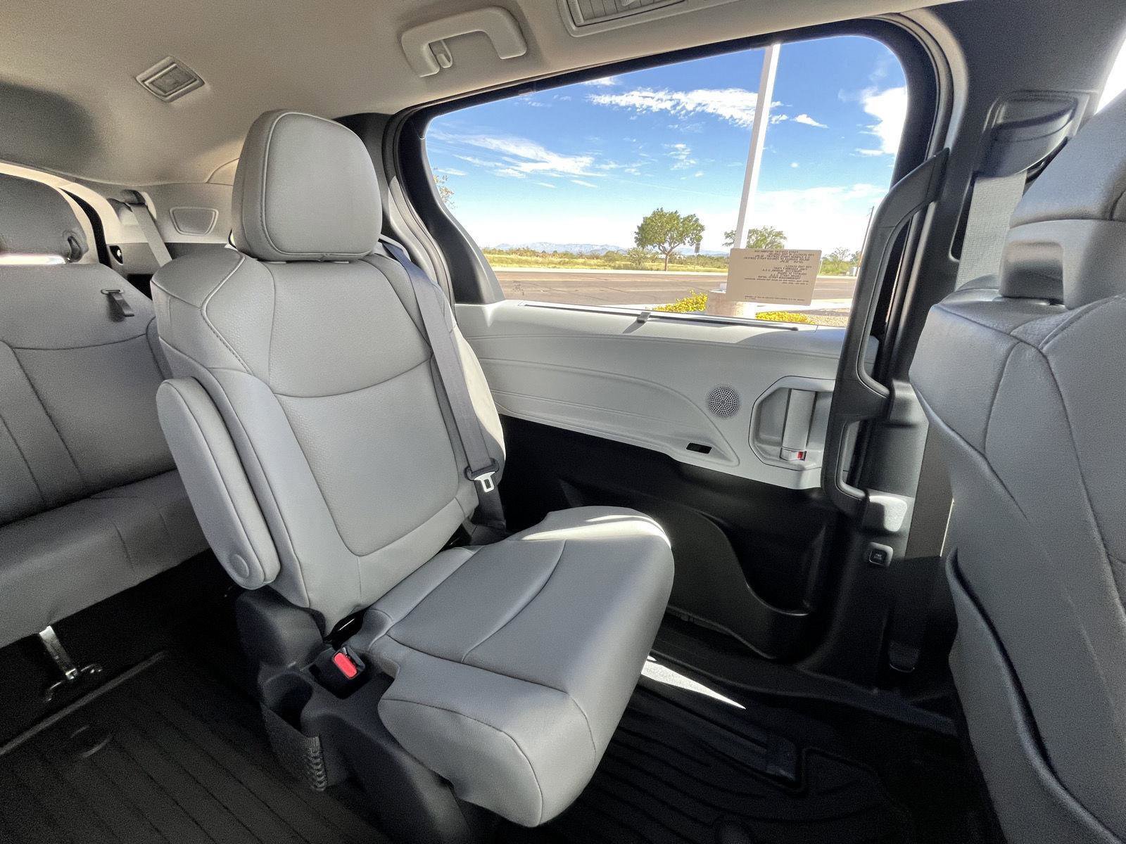New 2025 Toyota Sienna XLE image 31