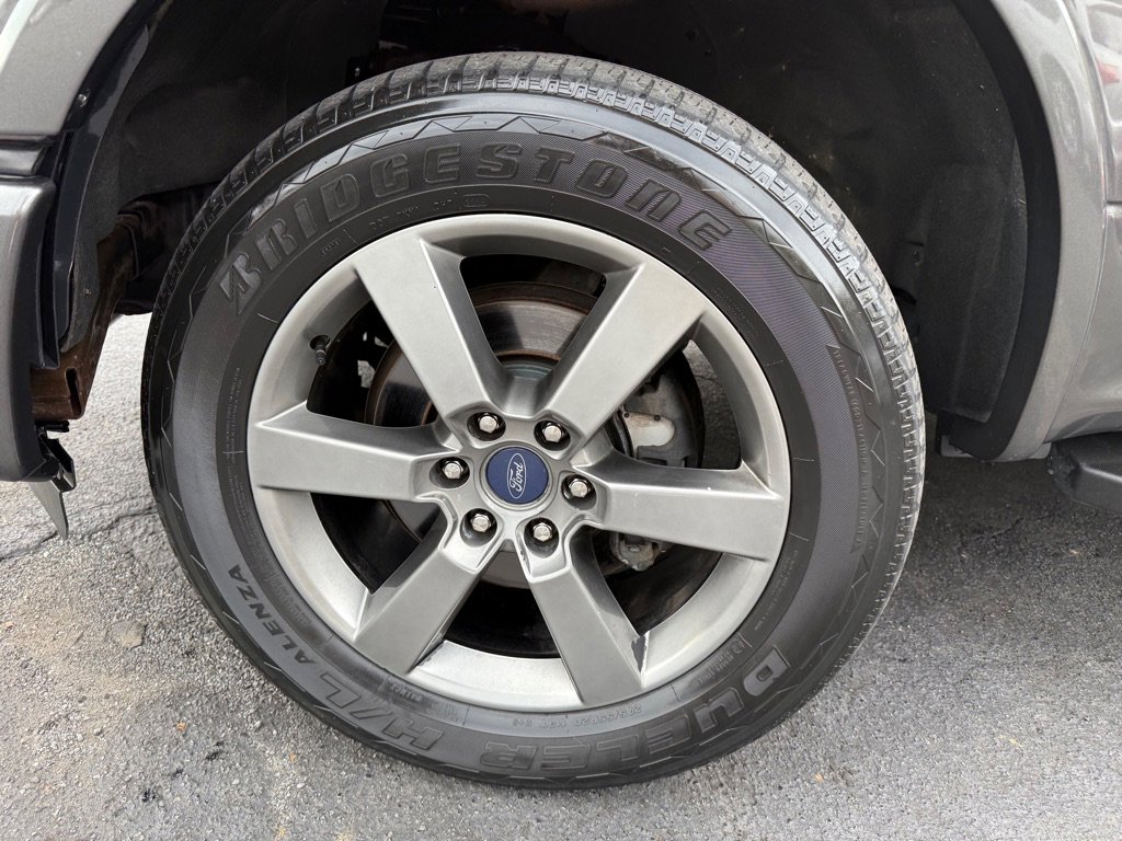 Used 2015 Ford F150 Lariat image 25
