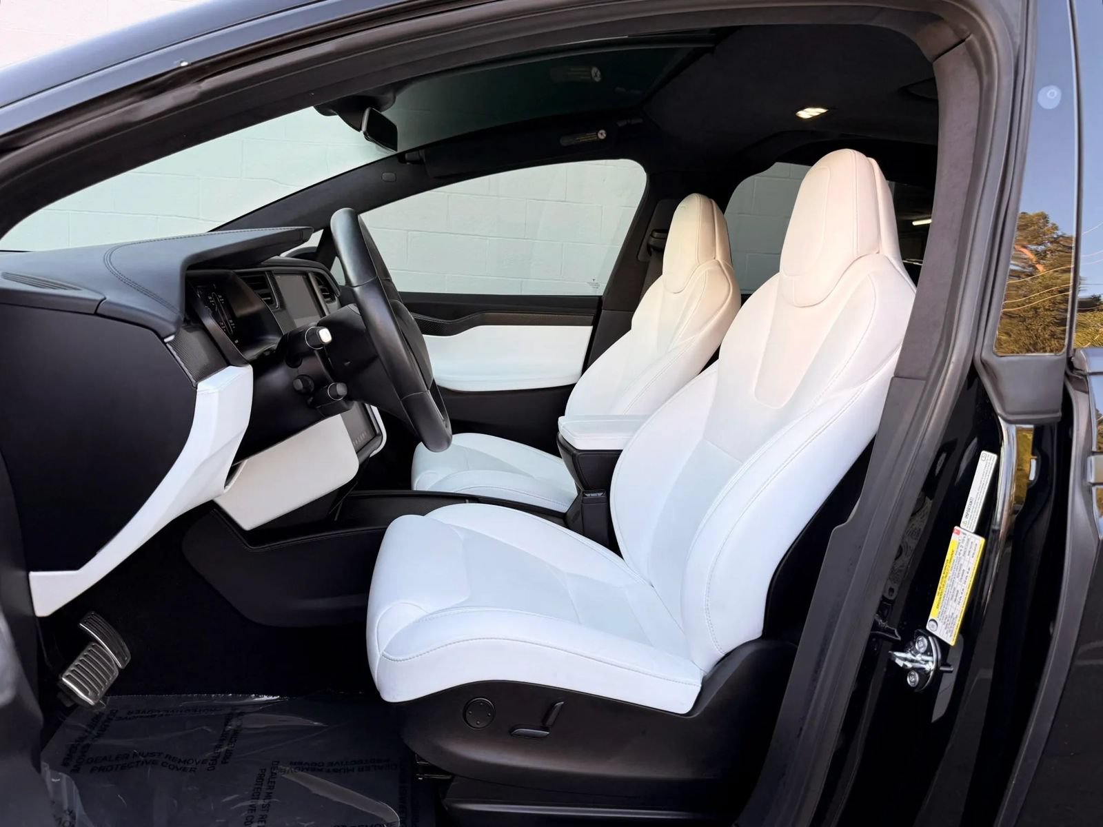 Used 2018 Tesla Model X 75D AWD/4WD image 19
