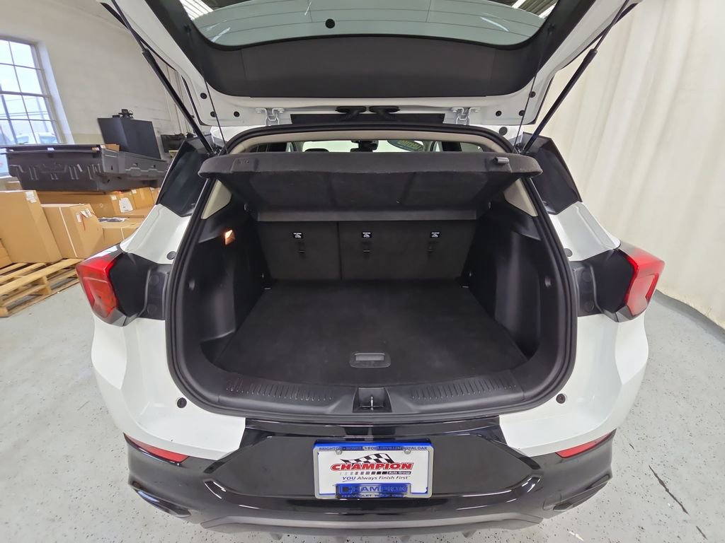 Certified 2024 Buick Encore GX Sport Touring FWD image 35