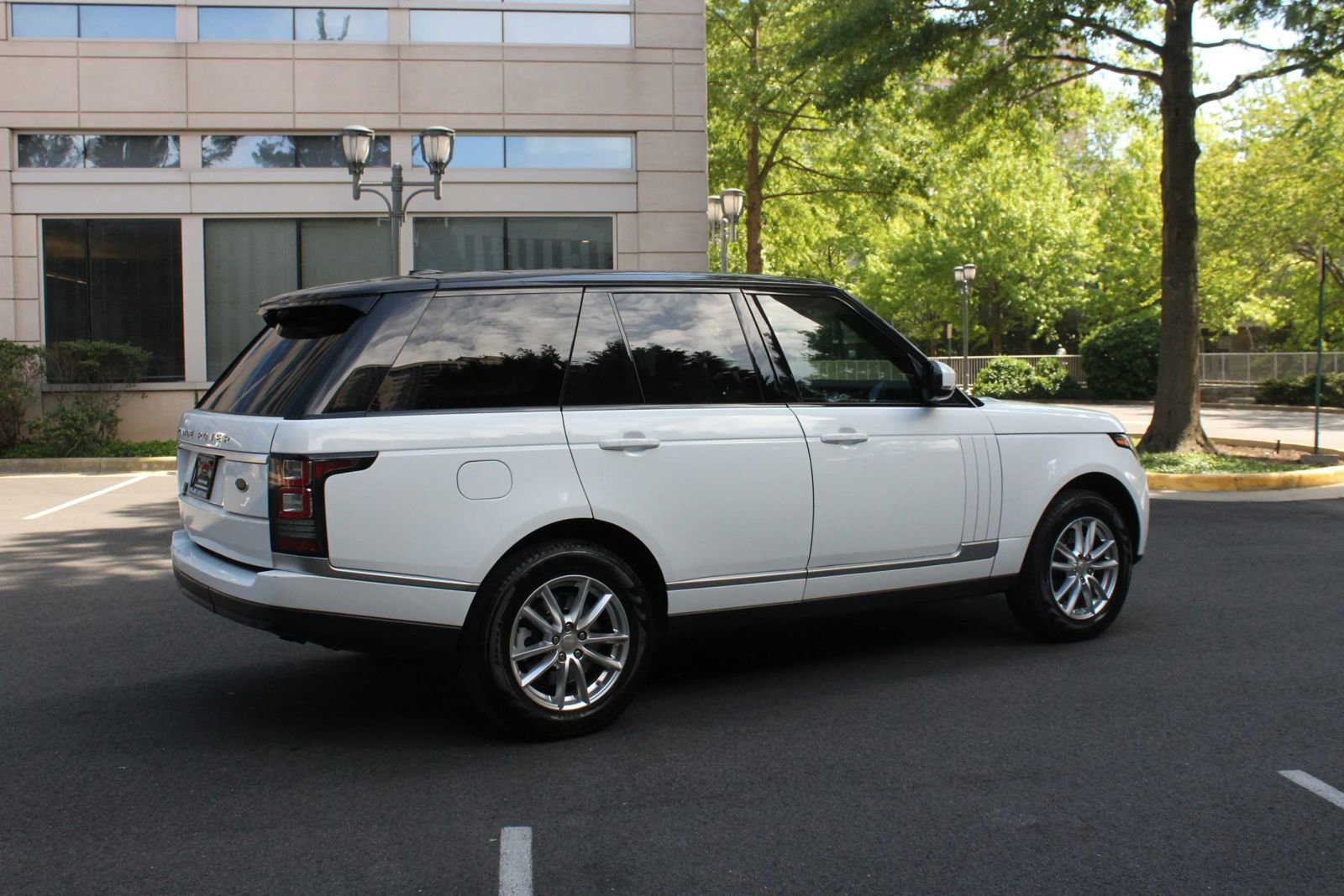 Used 2014 Land Rover Range Rover AWD/4WD image 7