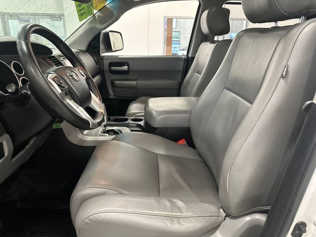 Used 2016 Toyota Sequoia Limited AWD/4WD image 24