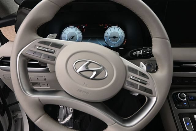 Used 2023 Hyundai Palisade Limited AWD/4WD image 11
